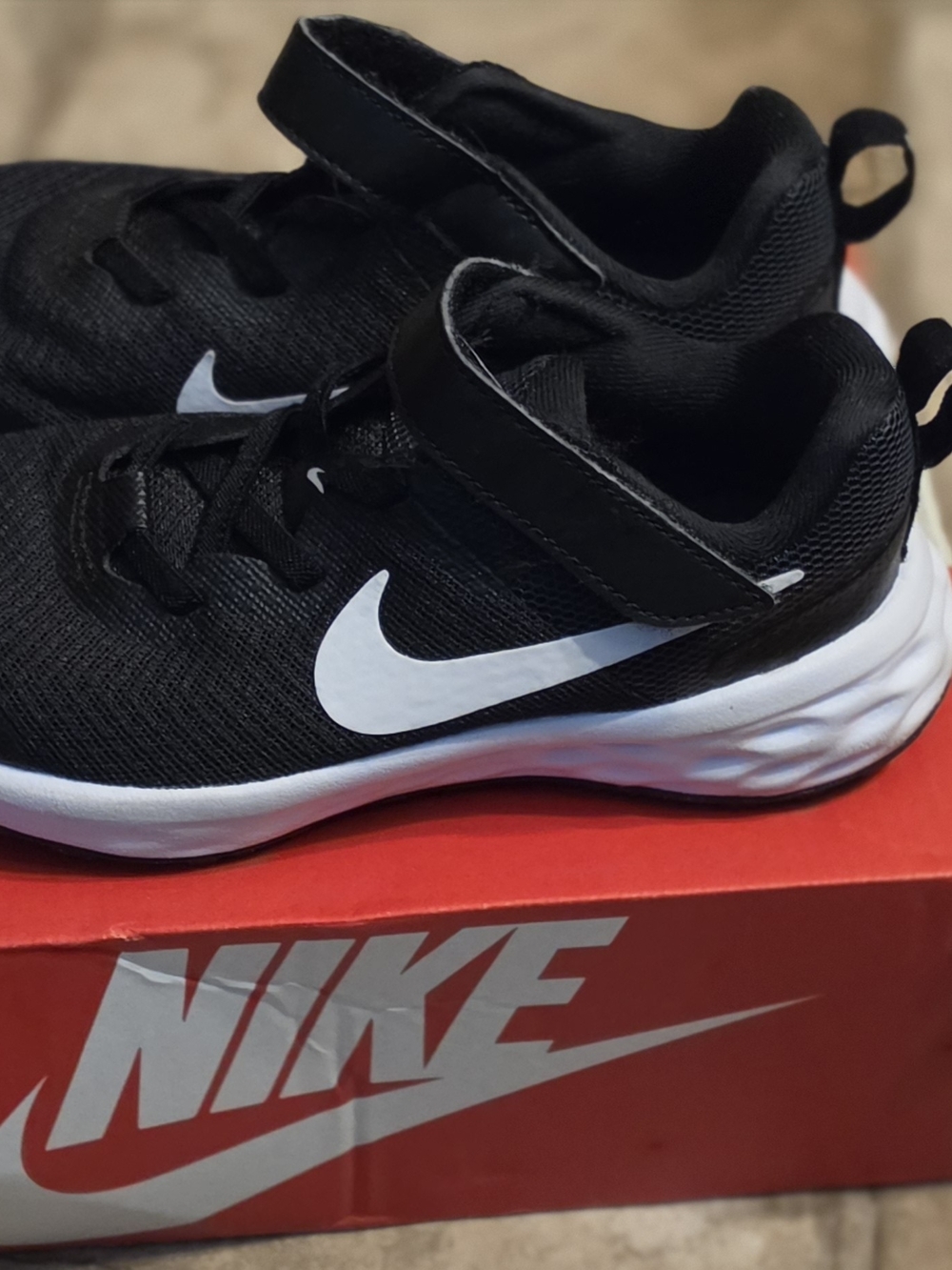 Nike Kids Black and White Velcro Sneaker